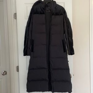 Bernardo warm and cozy winter coat, never been worn, buttons on the side